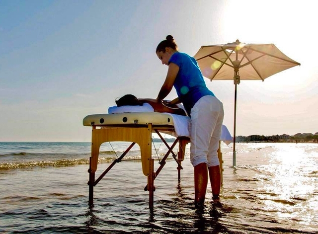 Offerta Lavoro Massaggiatore Sicilia